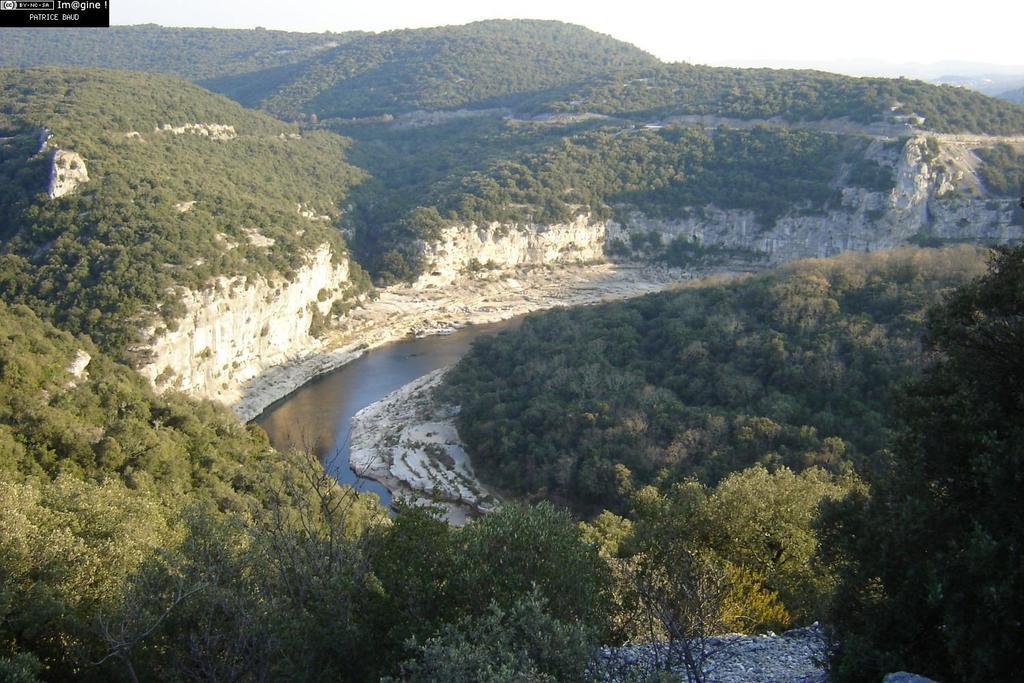 Hotel Le Passage De Vallon Екстер'єр фото